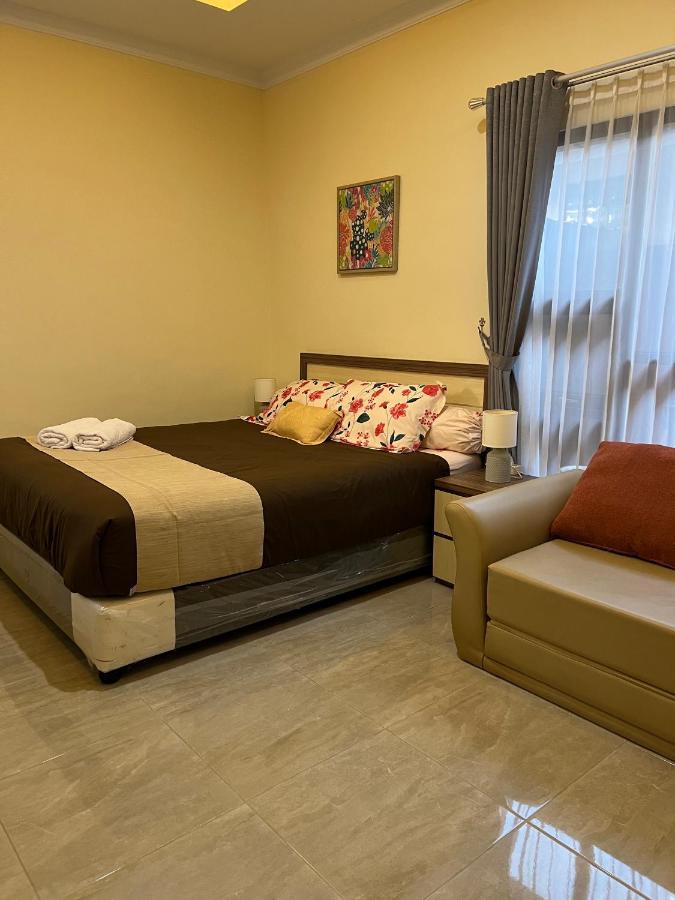 Apartament Casa Familia Syariah Sleman  Zewnętrze zdjęcie